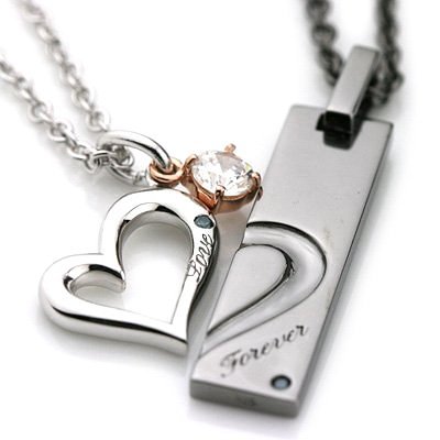 バレンタインでペアネックレスをプレゼント 人気のブランドとおすすめは レディースコーデコレクション