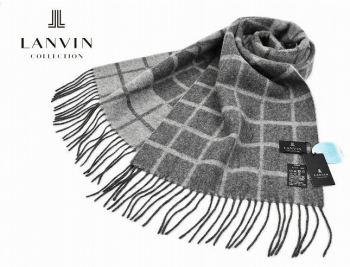 マフラー ストール グレー のレディースコーデ 人気のグレーマフラー ストールを紹介 レディースコーデコレクション