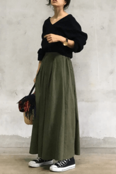 フレアスカート 緑 のコーデ 人気の緑フレアスカートを紹介 レディースコーデコレクション