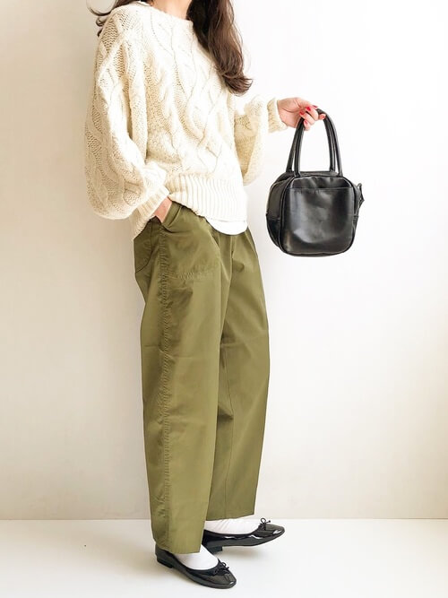 靴下コーデ26選 おしゃれな見せ方とレディースにおすすめのブランドの靴下を紹介 レディースコーデコレクション